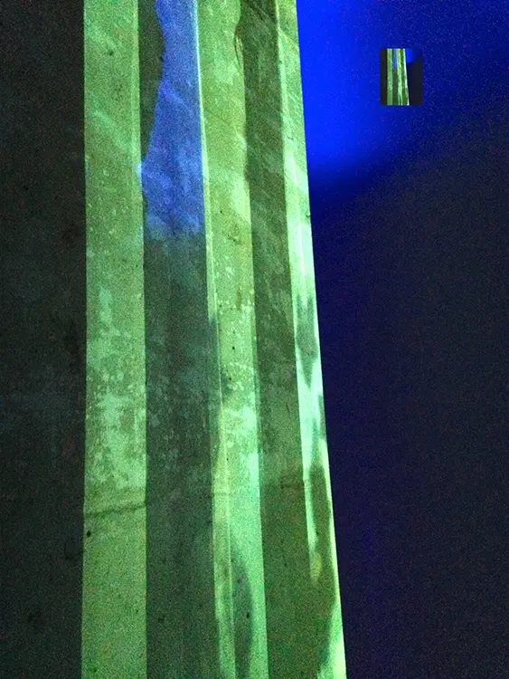 1009 verticalvert